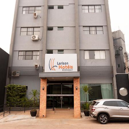 Larison Economy Hotel ปอร์โตเวโล ภายนอก รูปภาพ