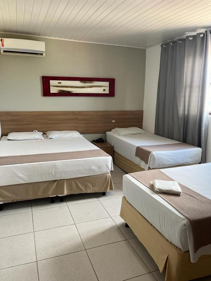 Larison Economy Hotel ปอร์โตเวโล ภายนอก รูปภาพ